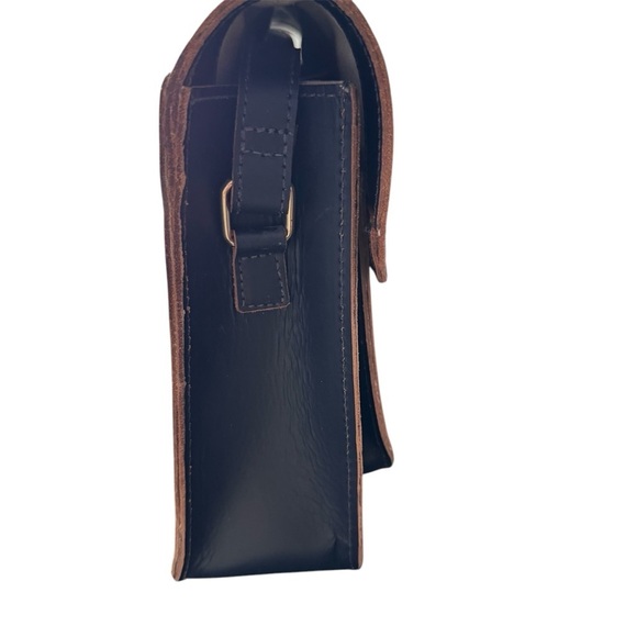 Mark and Graham Navy Leather Messenger Bag Work Travel Crossbody - Picture 9 of 13